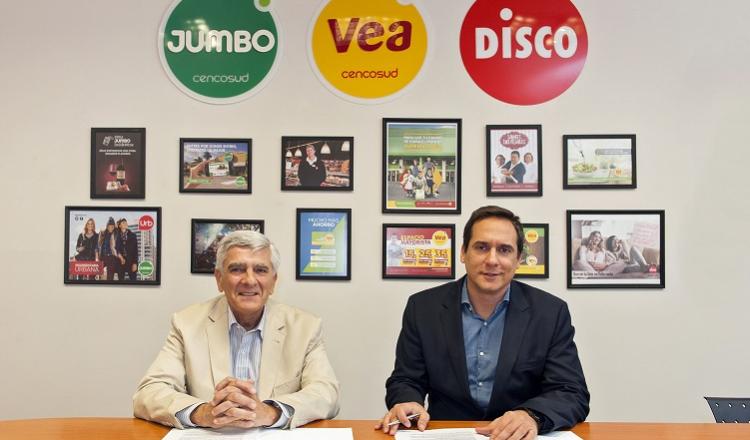 Gustavo Fernández Casares, Presidente de la REDBdA y Matías Videla Solá, Gerente General de Jumbo Retail