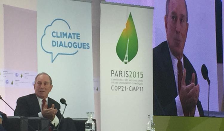 Michel Bloomberg en la COP21 de París.